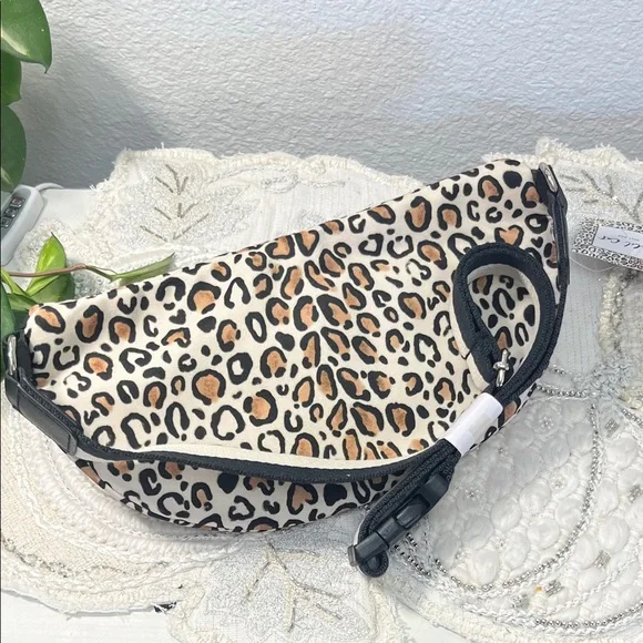 Brighton Wild Cat Belt Bag - Thumbnail 4